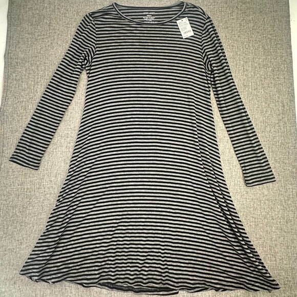 NEW! West Loop Striped Dress Black & Gray Medium Long Sleeve Stretch Rayon & Spa - Picture 1 of 11
